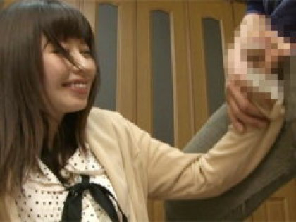 人妻にAVを鑑賞させ欲情した所で中出し交尾｜サンプル4