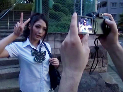 Tバック食い込みギャルナンパ☆お金に弱い5人のJK｜サンプル1