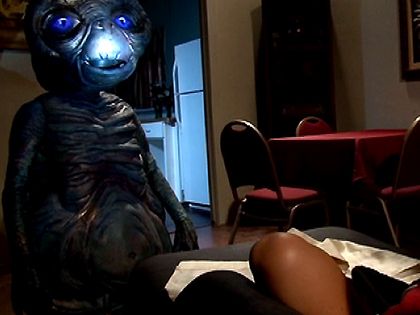 NU E.T. ヌイテー いつもここに入れるよ｜チャプター1サンプル画像