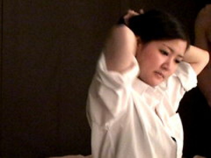 制服少女地下マッサージ店盗撮｜サンプル2