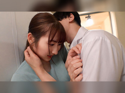 イケメンに迫られ倫理観崩壊！パート妻が逆ハーレムで不倫SEX｜チャプター1サンプル画像