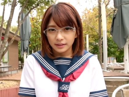 学校を抜け出しSEX三昧☆可愛いJKと喉奥イラマ・媚█・中出し｜サンプル1