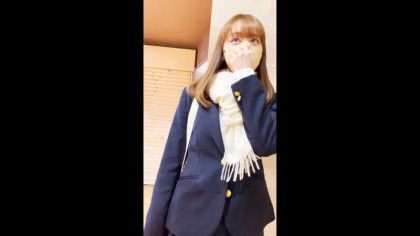 清楚系24歳の円光女性が制服コスプレ！ハメまくって膣内射精☆｜サンプル画像1