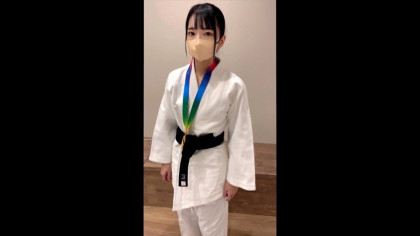 かつて柔道少女だった華のJD♪ハメ撮りSEXで中出し＆胸射の2回戦｜サンプル画像1