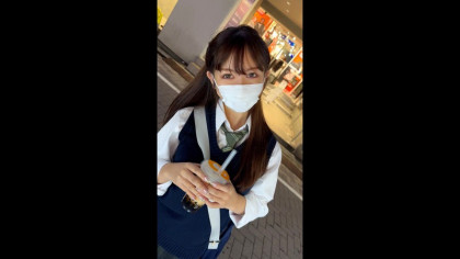 オジサンとハメ撮り中出し！褐色系肌の巨乳陸上特待生は裏垢女子｜サンプル画像1