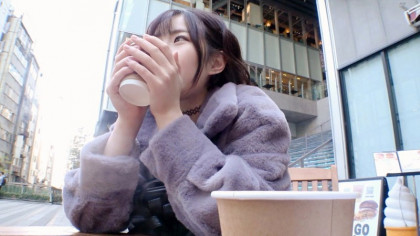 好奇心でAV出演！プロのチ○ポでたくさんイっちゃう素人娘｜サンプル画像1