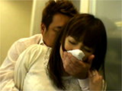 罠にハマり█される桃尻妻｜チャプター1サンプル画像