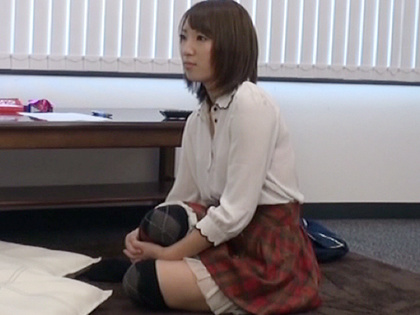 ナンパでAV見せられ発情しちゃったシロウト娘とSEX♪｜サンプル1