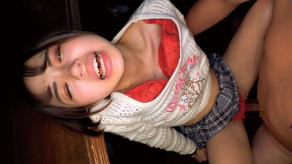 ショートボブのバンギャをライブ中に貪り生ハメピストン！｜サンプル画像5