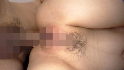 スレンダー娘が3Pアナルセックス☆前座のフェラでは大量顔射♪｜サンプル画像3