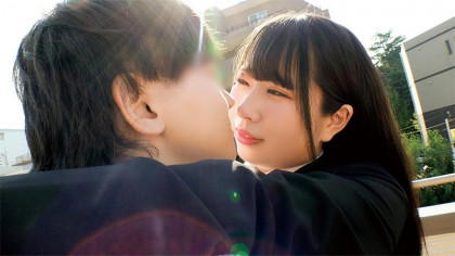 イケメンと青空キスから濃厚SEXに♪就活に奮闘する巨乳女子大生｜サンプル画像1