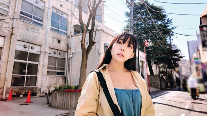 谷間丸見えKカップ奥様のカラダを特別マッサージで欲求不満解消｜サンプル画像1