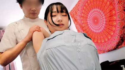 巨乳人妻をナンパ！電ママッサージでワンピ―スがびしょ濡れ♪｜サンプル画像3