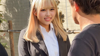 ｢もう挿れていいですか？｣新卒の金髪娘がエロミッションに挑む｜サンプル画像1