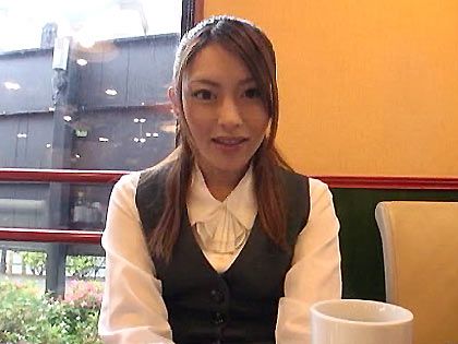 電マ放置で悶絶！エッチ大好きOLを中出し調█｜サンプル1