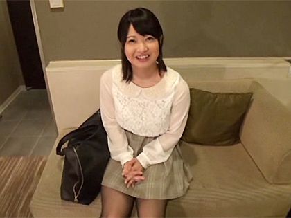 巨乳にパイパン甲府の素人娘5人をナンパ♪｜サンプル1