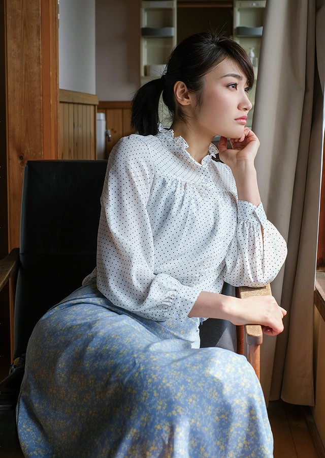 潮騒が聞こえる場所 三岳ゆうな【ヌード写真集】｜サンプル3