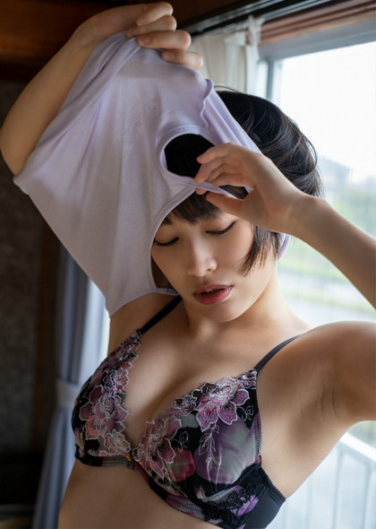 まだ見ぬ世界へ 春原未来【ヌード写真集】｜サンプル画像