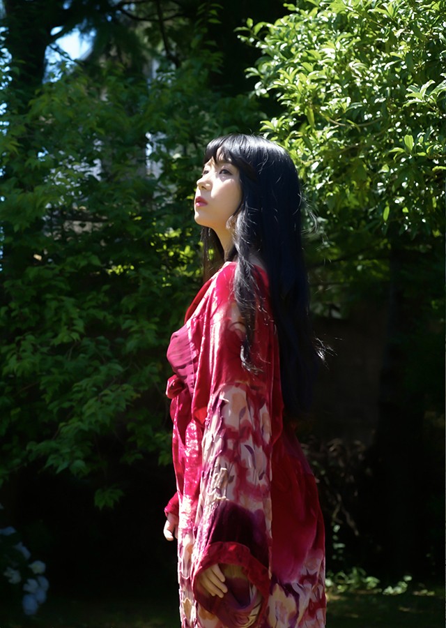 雛 〜あの夏、儚げで可憐な君と〜 みひな【ヌード写真集】｜サンプル4