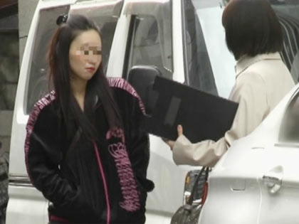 強気なヤンキー娘が性感オイルマッサージでメロメロ part2｜サンプル1