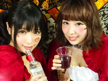 渋谷でハロウィンナンパ♪酔った仮装娘9人とお祭りさわぎ｜サンプル1