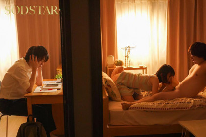 何年も会話もない姉がチャラ男に無理やりヤラれているのを知り…｜サンプル画像3