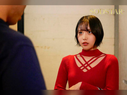 職場一マジメなOLはデリヘル嬢!? 口止め料代わりに生セックス｜チャプター1サンプル画像