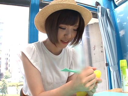 自分で作ったディルドは気持ちいい!? inマジックミラー号｜サンプル2