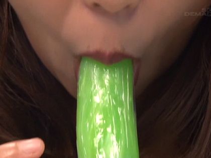 自分で作ったディルドは気持ちいい!? inマジックミラー号｜サンプル3