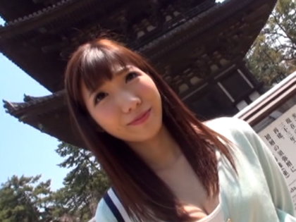 アソコはすぐにヌレヌレ！奈良のシロウト娘達の初めてのAV撮影｜サンプル1