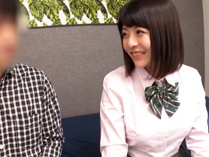 母性の強い巨乳JKたちが童貞クンを甘やかし☆勢い余って生ズボッ｜サンプル1