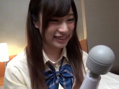 上京して援○するパイパンJKと中出しハメ撮り！｜サンプル1