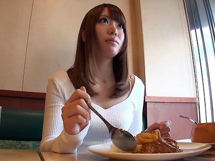 ノリで中出しOK!?エッチ好きなシロウト女子大生たち｜サンプル1