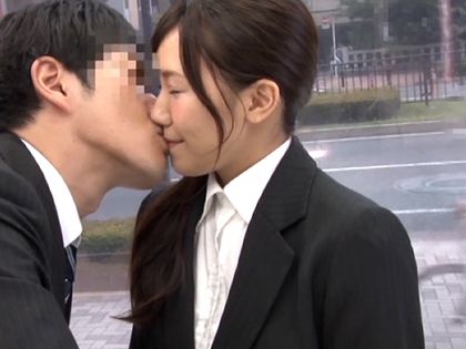 一般男女モニタリング 上司とOLはSEXしてしまうのか!?｜サンプル2