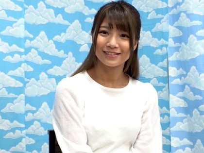 JDに化粧水モニターを依頼☆カラダ中に塗ってそのまま中出し｜サンプル画像2