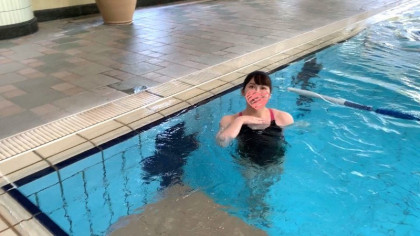 水泳で鍛えたカラダ☆ムチムチ巨乳娘とハメ撮り｜サンプル画像1