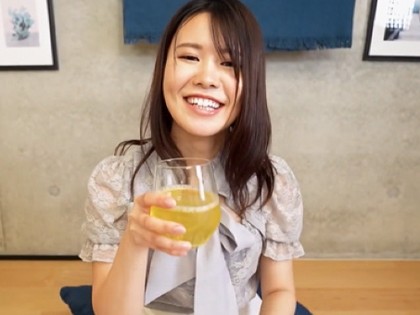 大学後輩のパイパン娘がオモチャ持参!? 宅飲みお泊りで本性全開｜サンプル画像1