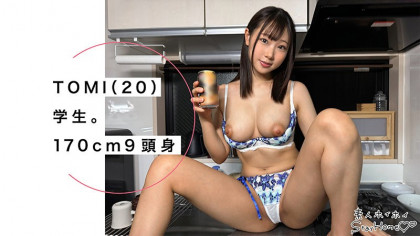 感度Maxで濡れまくり☆SEX大好き高身長娘とハメ撮りワンナイ!!｜サンプル画像1