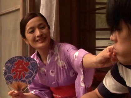 母は一人の女だった…親子水入らずの旅行で近親相姦｜サンプル1