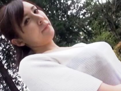 Fカップ妻とハメ撮り☆拘束オモチャ責めでイカせて無断中出し｜サンプル1