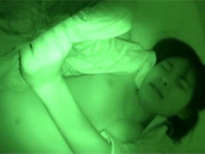 深夜3時!欲情した兄が妹を夜這い盗撮｜サンプル3