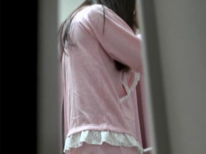 悲劇!部屋に侵入され中出しされたオンナ達｜サンプル1