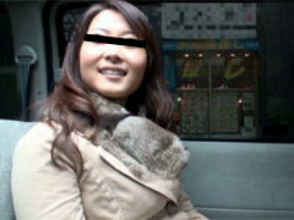 声を押し殺しバレないよう淫らに感じまくり…｜サンプル1