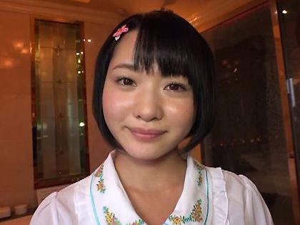 日焼けパイパン無垢少女 中出しAVデビュー｜サンプル1