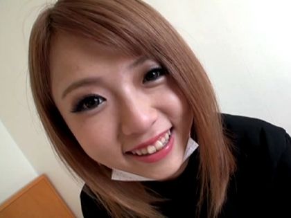 大阪ヤンキーJKがマ○コから精子を垂らしながらピース☆｜サンプル1