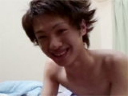 愛らしい顔の少年に壮絶ケツマン交尾