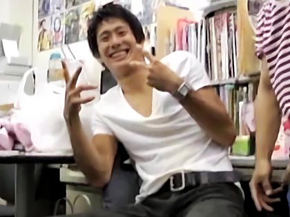 ノンケ君をお酒で酔わせてシコシコ射精☆