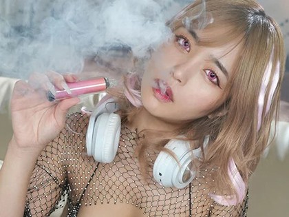 「イっちゃえ♪」ガンギマリ巨乳ギャルのアヘ顔をハメ撮り！