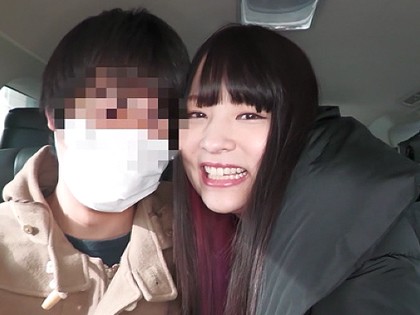 ちっぱいAV女優が素人男性を逆ナンして中出しエッチ