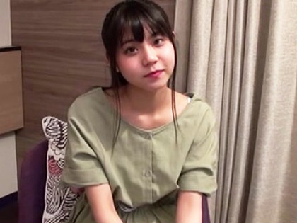 素人JDにお悩み相談！素股と言いつつハメて激イカセ